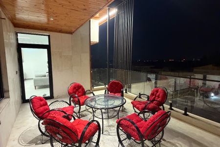 ویلا با استخر و جکوزی در چهارباغ - اغلان تپه