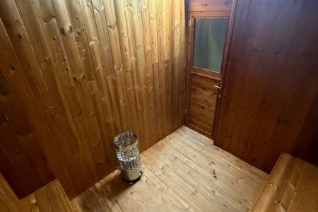 ویلا با استخر و جکوزی در چهارباغ - اغلان تپه