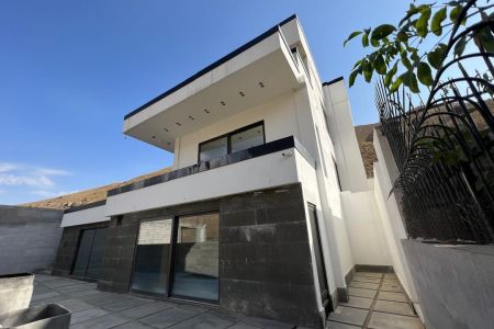 ویلا دوبلکس استخردار در آبعلی - مبارک آباد