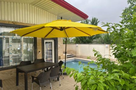 ویلا استخردار در ساوجبلاغ - آران