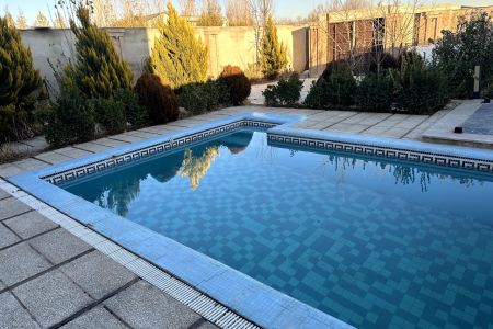 ویلا استخردار در چهارباغ - محمدآباد افشار