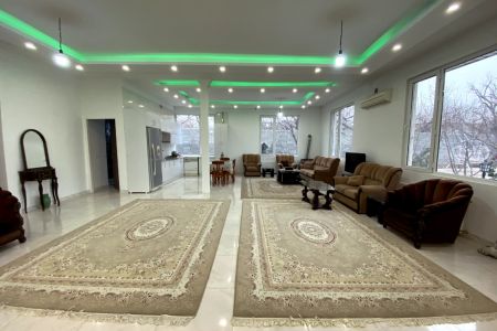 ویلا با استخر و جکوزی در شهریار -دینارآباد