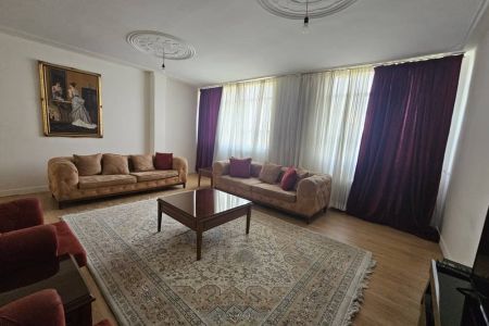 خانه مبله در تهران - سعادت آباد - طبقه دوم