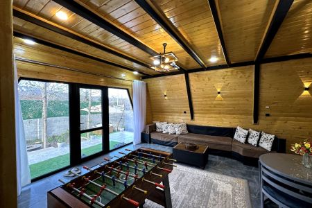 کلبه سوئیسی جکوزی دار در شاندرمن - اولم