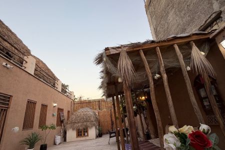 رزرو بوم گردی در بندر عباس - اتاق ساحل