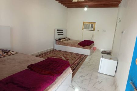 بومگردی در قشم - گورزین - چهار تخته