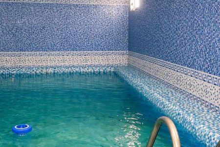 ویلا استخر دار در محمود آباد - متوریج