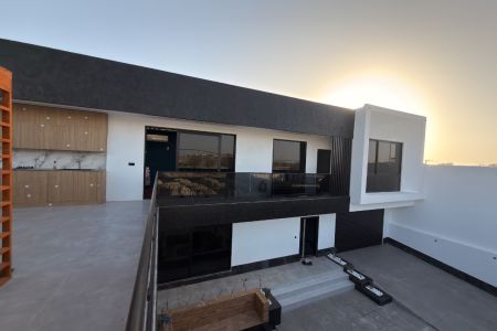 ویلا با استخر و جکوزی در قشم - دفاری