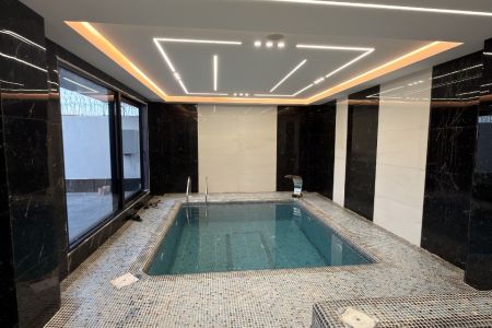 ویلا با استخر و جکوزی در قشم - دفاری