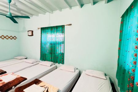 اقامتگاه بوم گردی در جزیره هرمز - اتاق ۶ نفره