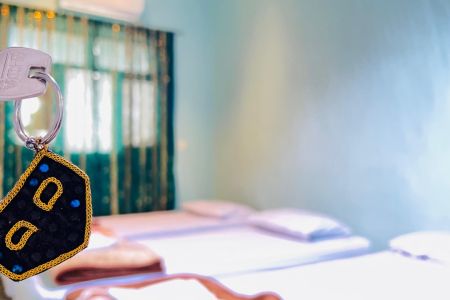 بوم گردی در جزیره هرمز - اتاق سه نفره