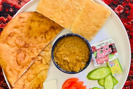 بوم گردی در جزیره هرمز - اتاق ۶ تخته