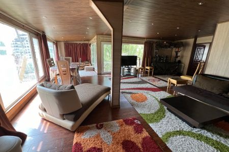 جناح مفروش في شمشك، طهران