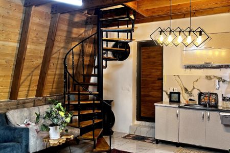 کلبه سوئیسی تنکابن - هلوکله