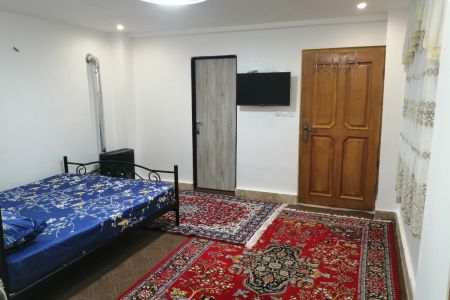 سوئیت در لاهیجان - زمیدان