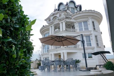 ویلا استخردار چهار طبقه در چابکسر - ۶ خوابه