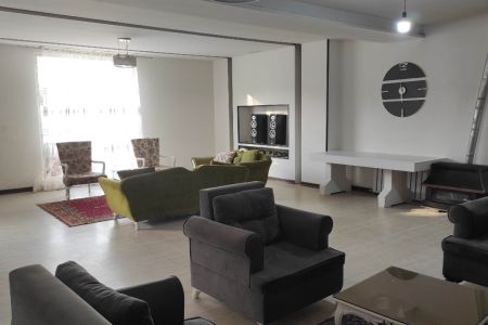 ویلا دوبلکس استخردار در چهارباغ - ملک‌آباد