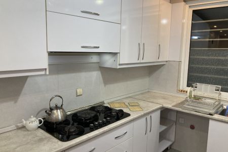 سوئیت نزدیک چهار راه حشمت رشت - طبقه دوم