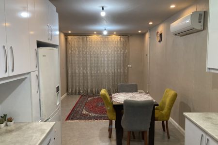 سوئیت نزدیک چهار راه حشمت رشت - طبقه دوم