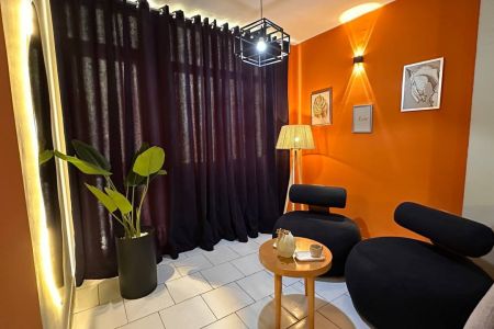 اجاره آپارتمان در میدان انقلاب تهران - همکف