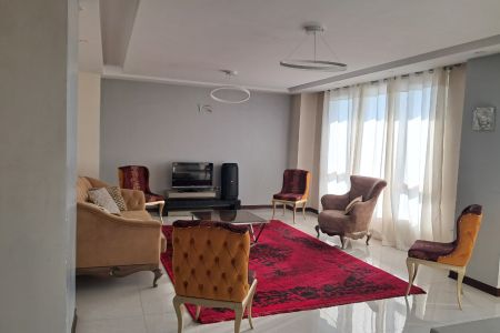 ویلا دو طبقه استخردار در مهرآباد - مسعودیه