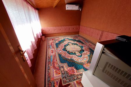 اتاق در خمام - مرزدشت - طبقه دوم