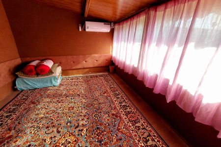 اتاق در خمام - مرزدشت - طبقه دوم