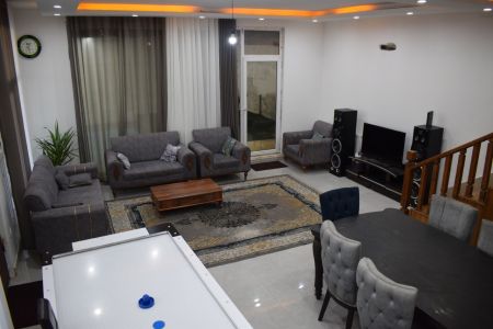 ویلا دوبلکس استخردار ساوجبلاغ - سعیدآباد