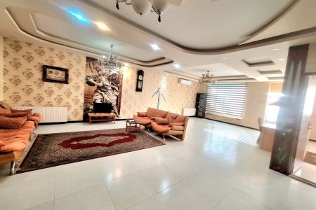 خانه ویلایی در یزد - طبقه همکف