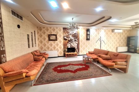 خانه ویلایی در یزد - طبقه همکف