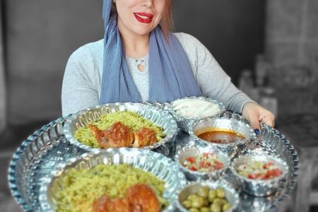 اتاق مستر در خمام - مرزدشت