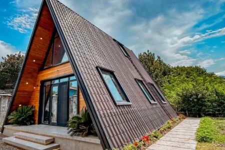 کلبه سوئیسی در حومه لاهیجان - کوره بر