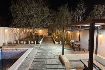 ویلا استخردار در چهارباغ - محمد آباد افشار