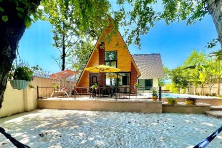 کلبه چوبی استخردار در شیرود