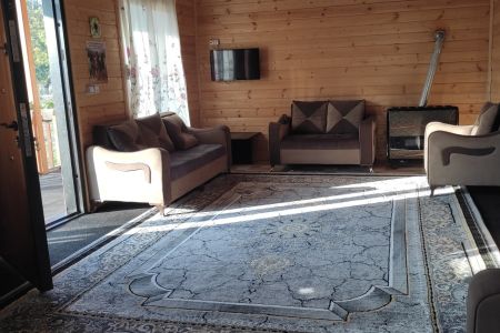 کلبه چوبی در طاهرگوراب - خانه کنار