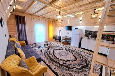 اجاره کلبه سوئیسی در شاندرمن - معاف