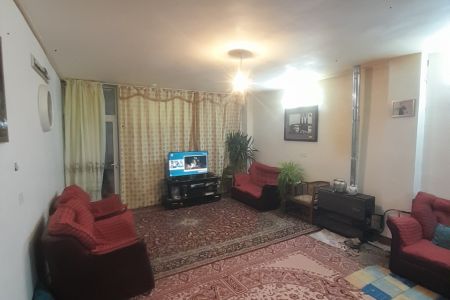 خانه در فریدن - گنجه