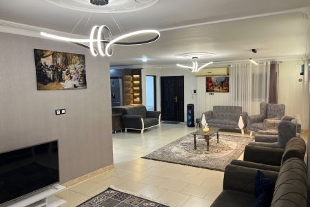 خانه ویلایی طبقه همکف در رشت