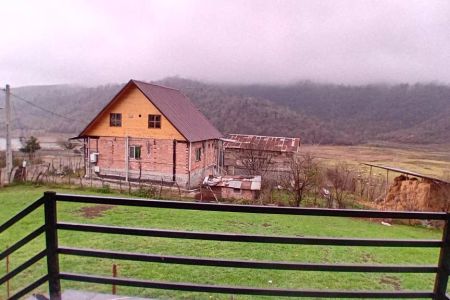 کلبه سوئیسی در لفور - گالشکلا