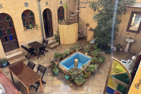 رزرو اقامتگاه بوم گردی در شیراز - گلناز