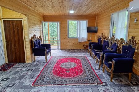 کلبه چوبی در سیاهدول ماسال - نزدیک رودخانه