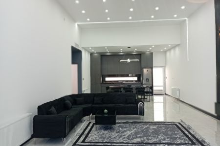 ویلای استخردار در چهارباغ - اوغلان تپه