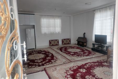 فيلا بحديقة في إيلام