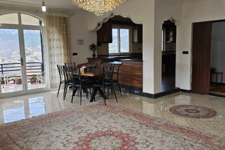 ویلا با بهارخواب در تنکابن - سیاهگل چال