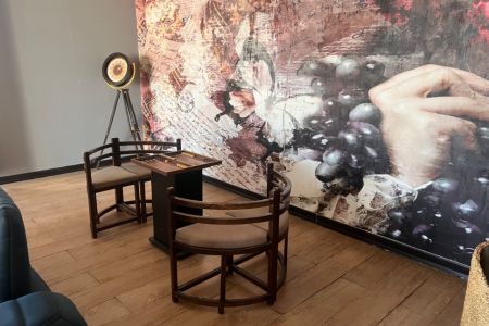 ویلا استخردار در چهارباغ - اغلان تپه