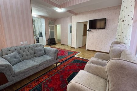 خانه ویلایی در شیراز - قصردشت - همکف