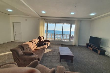 خانه رو به دریا در کنگان - بندرسیراف - واحد ۲