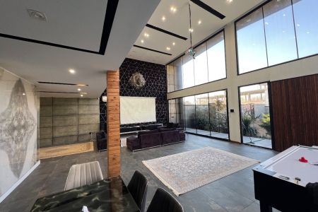 ویلا دوبلکس استخردار در ساوجبلاغ - تهراندشت