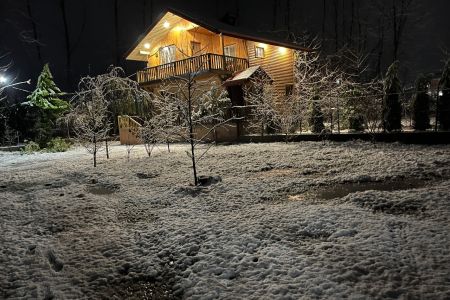 کلبه چوبی دو طبقه در سیاهدول ماسال