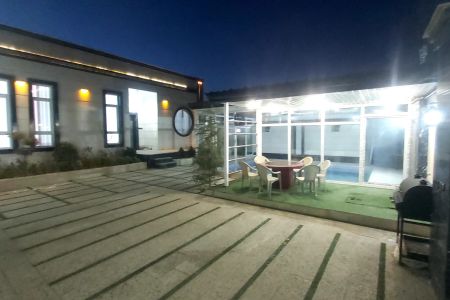 اجاره ویلا استخردار در چهارباغ - ملک آباد